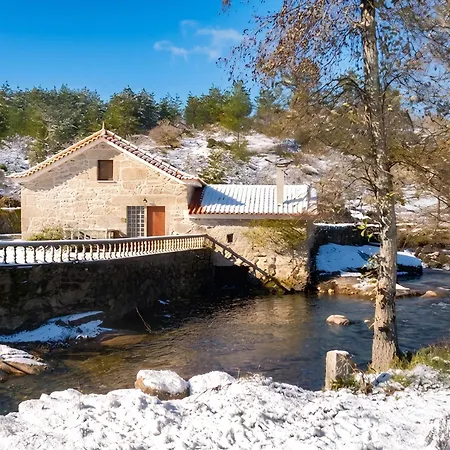 Charming In With A Private Pool * Segoes